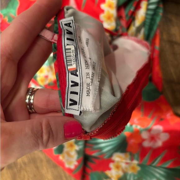 Floral Maxi - Red and Green tropical vacation size 4 maxi long wedding guest - Picture 8 of 14